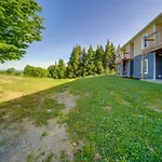Golf-View Erie Condo With Porch About 4 Mi To Lake